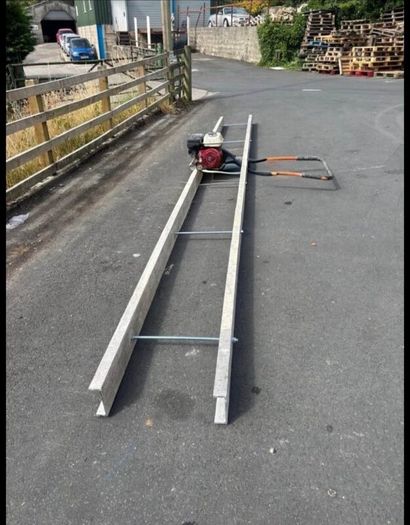 Petrol Driven Concrete Screeds And 1 X 110v Vib Un
