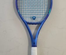 Yonex EZONE 98 Tennis Racket