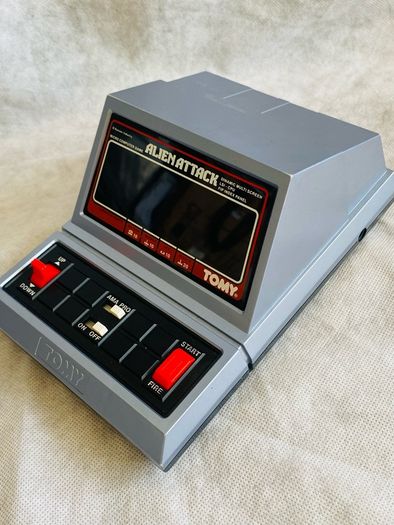 Tabletop Handheld Tomy Alien Attack