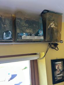 Collectible figures