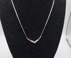 9ct white gold cz necklace