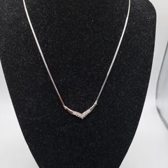 9ct white gold cz necklace