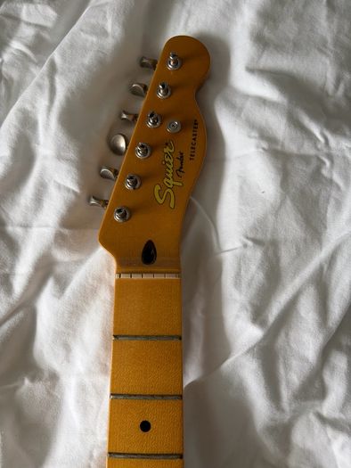 Squier Telecaster (Classic Vibes 50's) - Needs strings