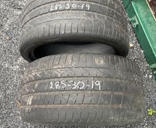 285/30/19 x2 Pirelli p zeros