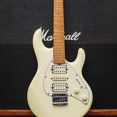 Ernie Ball Music Man Silhouette HSH 1995 - White
