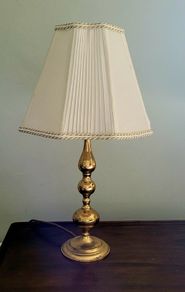 Vintage brass bobbin lamp