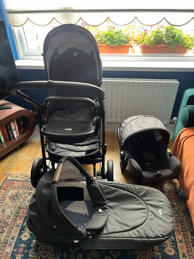 Joie Finiti Travel System Bundle with i-Level Pro Car Seat and ISOFix Base
