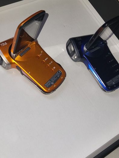 2 x Panasonic HXWA2