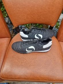 girlsboys astro runners