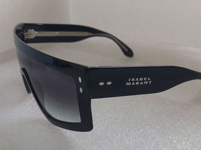 Exclusive Runway Statement  Isabel Marant Sunglasses