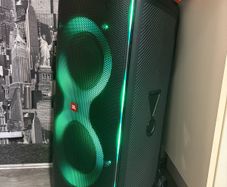jbl 710