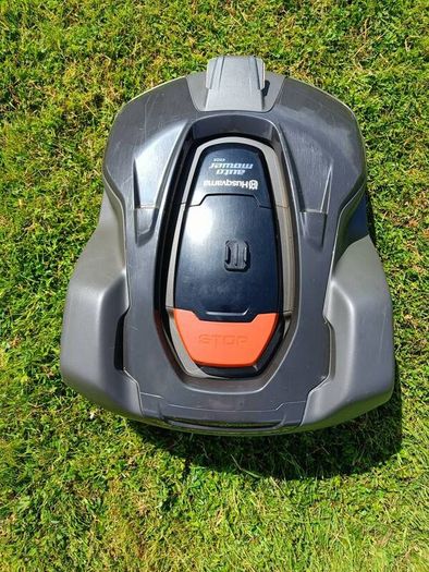 Husqvarna robot mower AM450X