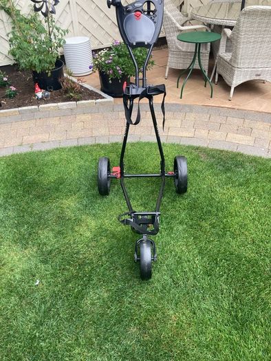 Brand new CRUISER golf buggy with umbrella attachment