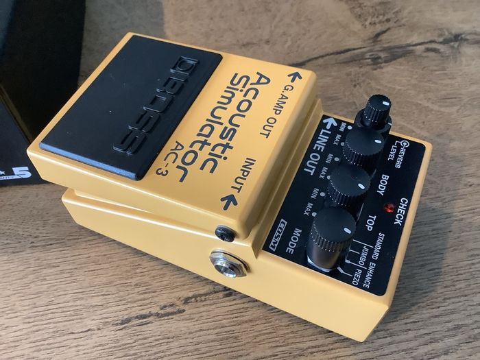 Boss AC-3 Acoustic Simulator box