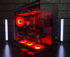 High spec Gaming PC | RTX 5070 / Ryzen 7800x3d / DDR5
