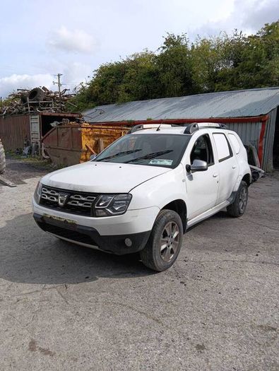Breaking Dacia duster 2016 diesel