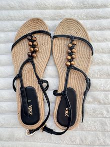 Zara sandals beach women narrow feet Size 41 Please see photos