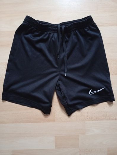 Nike Shorts (( kids Age 11-12yrs))