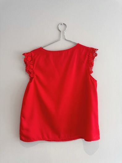 Pre Owned Vibrant Red Scallop Neck Blouse