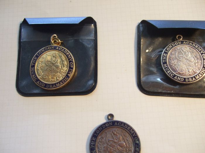 English Coins And Medals.