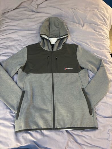 tracksuit