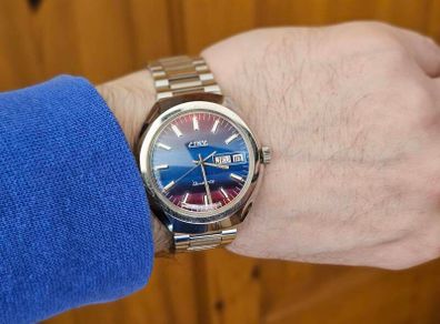 Vintage Swiss Made Ciny Quartz watch 1980s