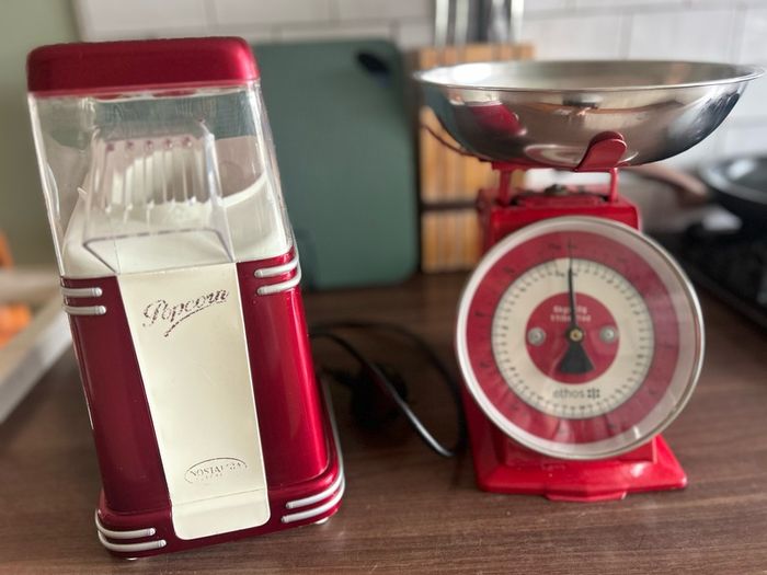 Weighing Scale & Popcorn maker