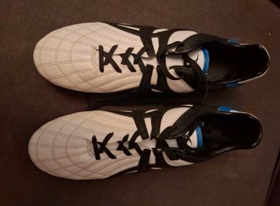 Gilbert rugby boots - Size UK 7.5
