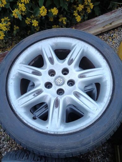 Jaguar XK8 alloys