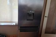 Silver Whirlpool Fridgefreezer