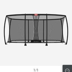 Berg trampoline enclosure