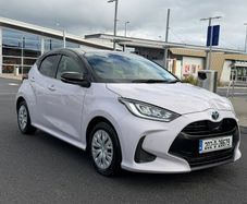 Toyota Yaris 1.5 Hybrid 2020 - Low Mileage