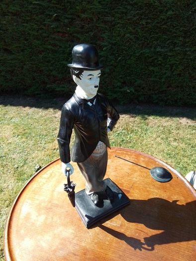 CharleyChaplin Statuette