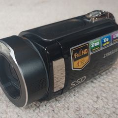 Samsung HMX-105 Camcorder