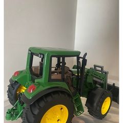 John Deere (633)  1
