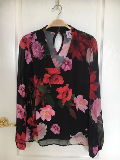 Floral long sleeve top
