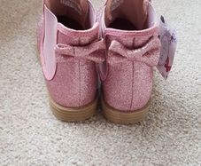 BNWT Girls Sparkly Chelsea Boots