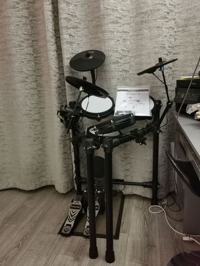 Electric Drums Set