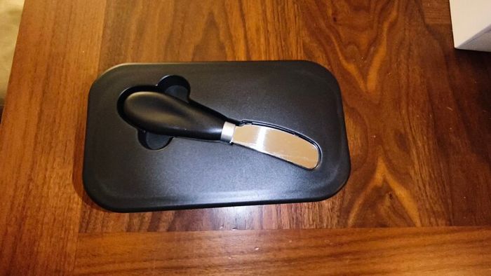 Butter holder with knife