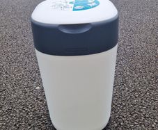 Tommee Tippee Twist & Click Advanced Nappy Bin