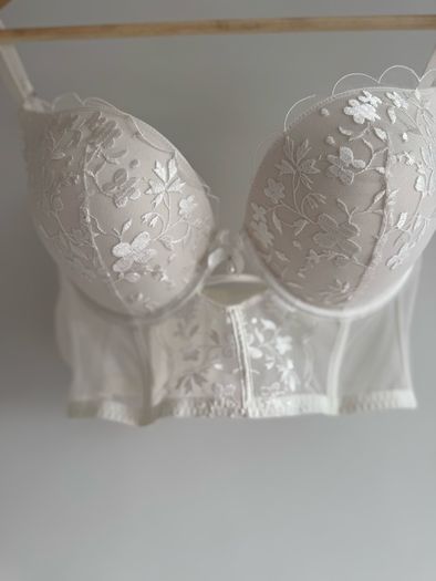 bra 38B maximise