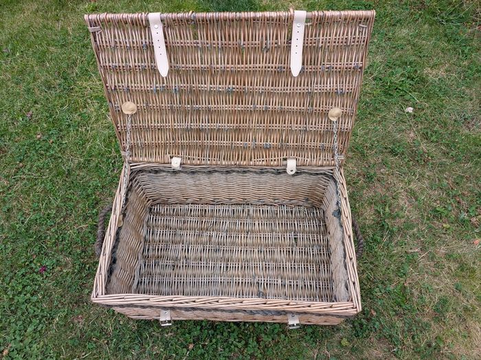 Wicker basket