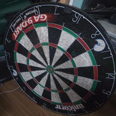 dart board