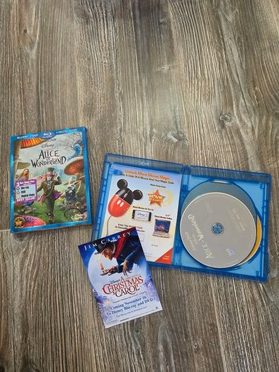 Alice in Wonderland (Johnny Depp) - 3-Disc Combo Pack (Blu-ray, DVD, Digital) lice in Wonderland, Johnny Depp, Tim Burton, Blu-ray Combo Pack, Disney Blu-ray, DVD, Fantasy Movie, Family Movie, Mad Hatter, Movie Collection, Disney Movies.