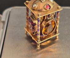 Gold Victorian Pendant