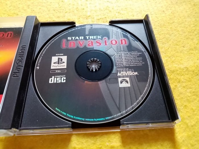 Star trek invasion PlayStation1 Ps1 PlayStation 2 ps2 games Original