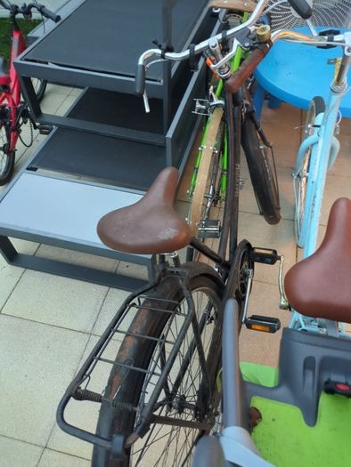 ladies bike with baby carrier