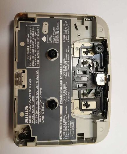AIWA RX118 Cassette Walkman Player