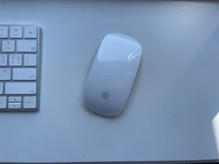Apple Wireless Keyboard and Mouse Bundle