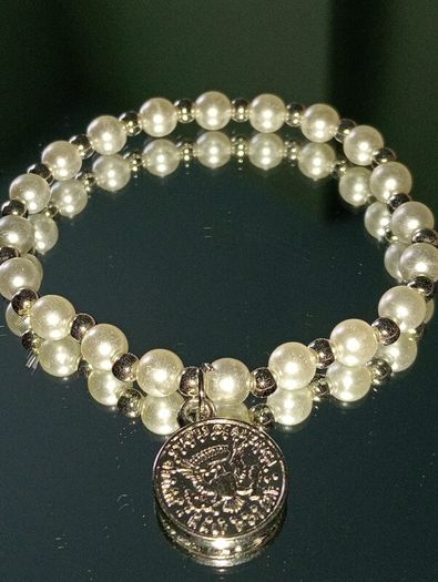 Handmade bracelet crystal pearl gold
